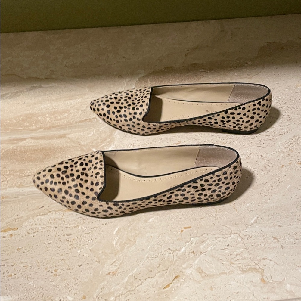 Adrienne Vittadini Leopard Print Cow
Hair Leather Women’s Flats - Picture 6 of 7